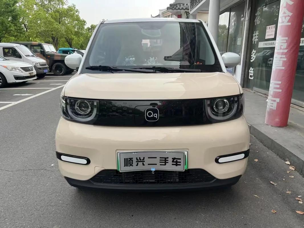 qq车最新女款自动挡图片,车最新女款自动挡图片视频