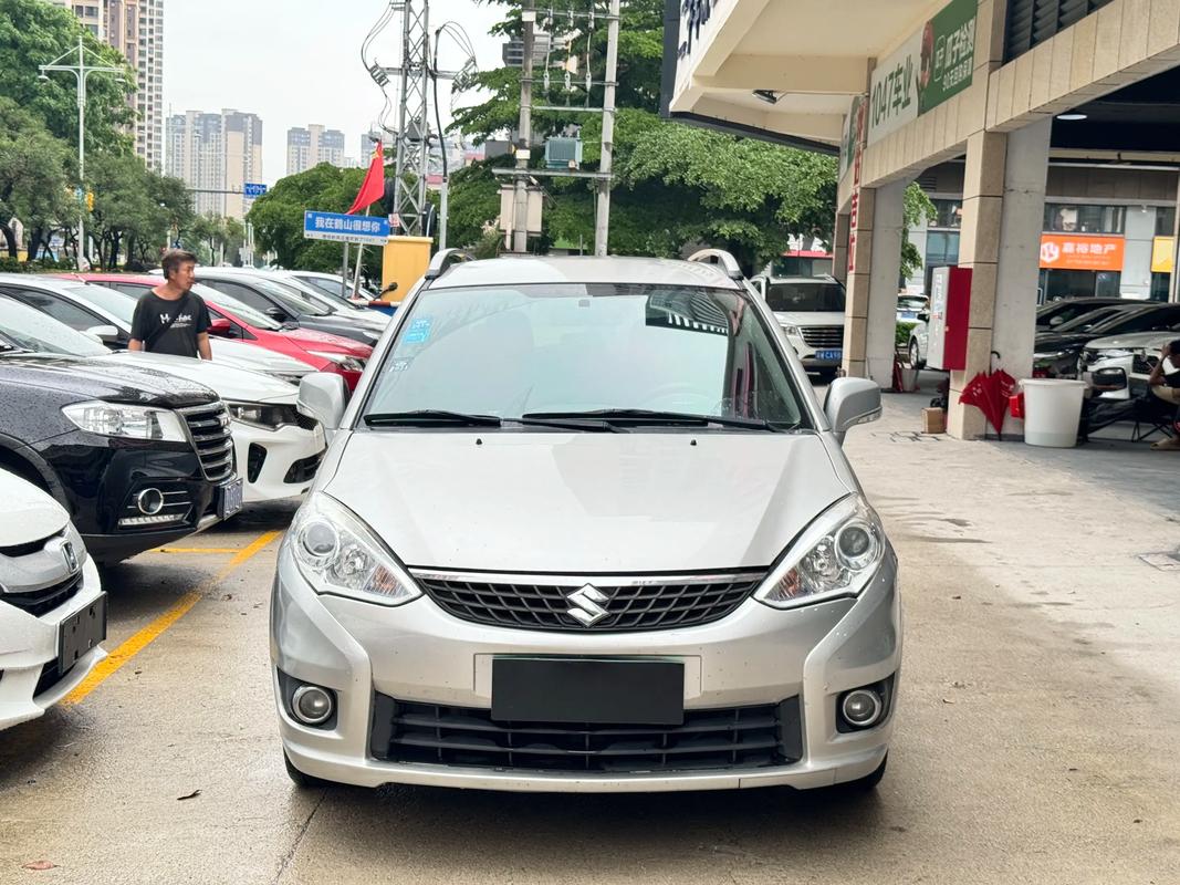 铃木汽车自动挡小型车 铃木汽车小suv车型自动挡