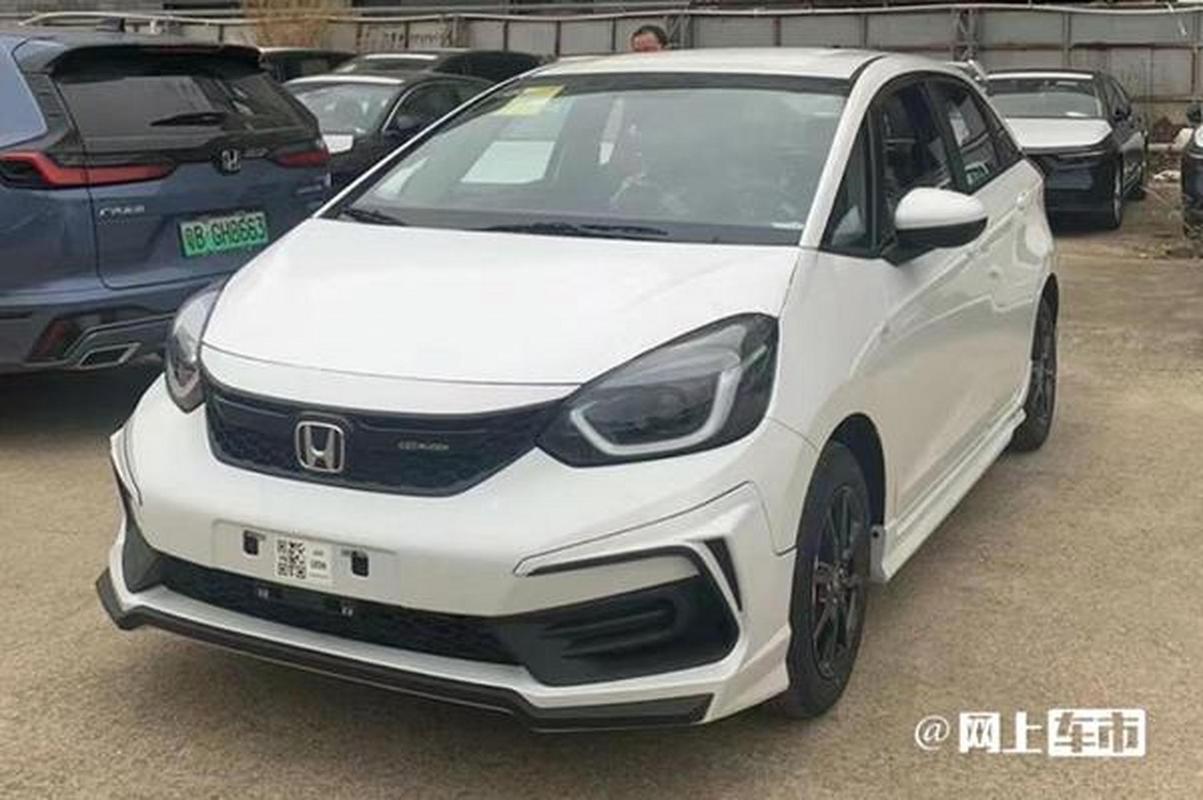 小飞度2024款落地价格 小飞度车大概多少钱可以拿到