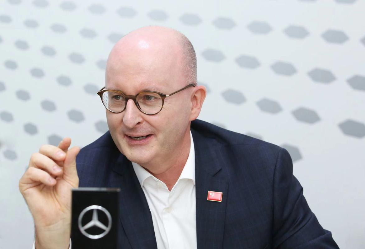 奔驰品牌创始人,奔驰车创始人