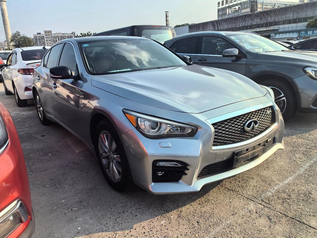 英菲尼迪q50二手车价格(英菲尼迪q50二手车价格多少)