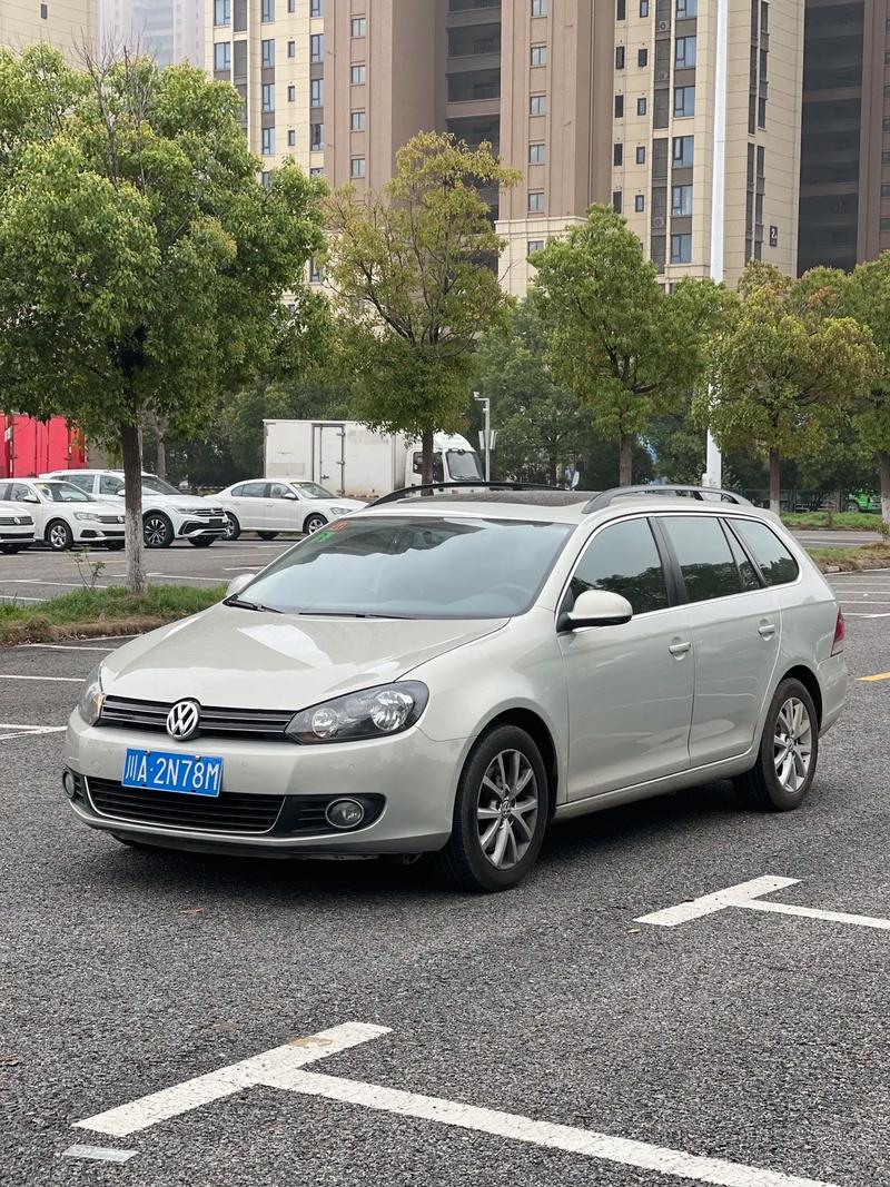 【一汽大众golf旅行版,一汽大众golf旅行版怎么样】