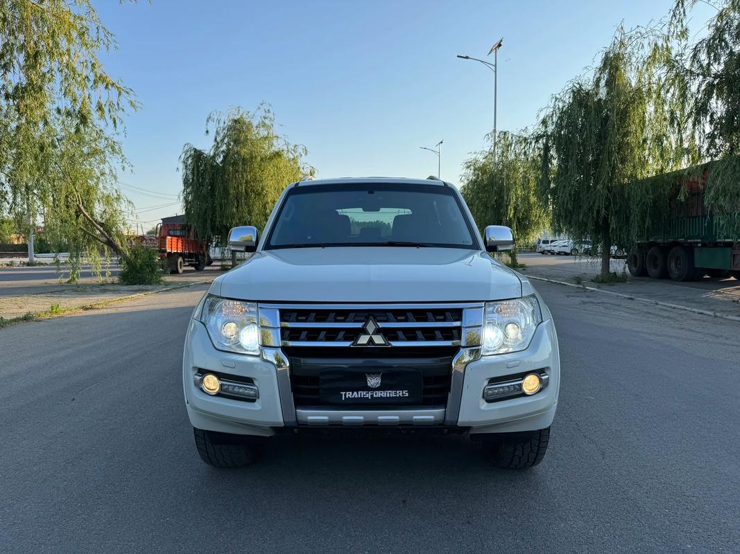 【新三菱帕杰罗,新三菱帕杰罗v93对比v97油耗差多少】