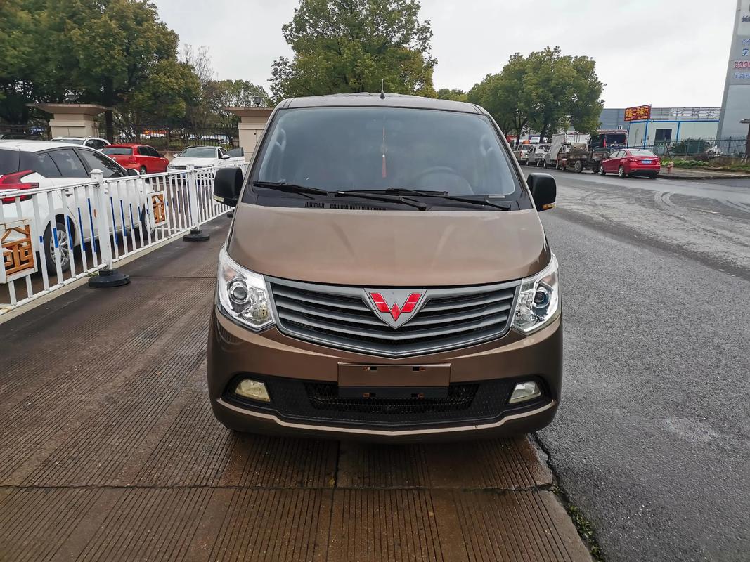 五菱征程多少钱一辆新车(五菱征程66万元起售)