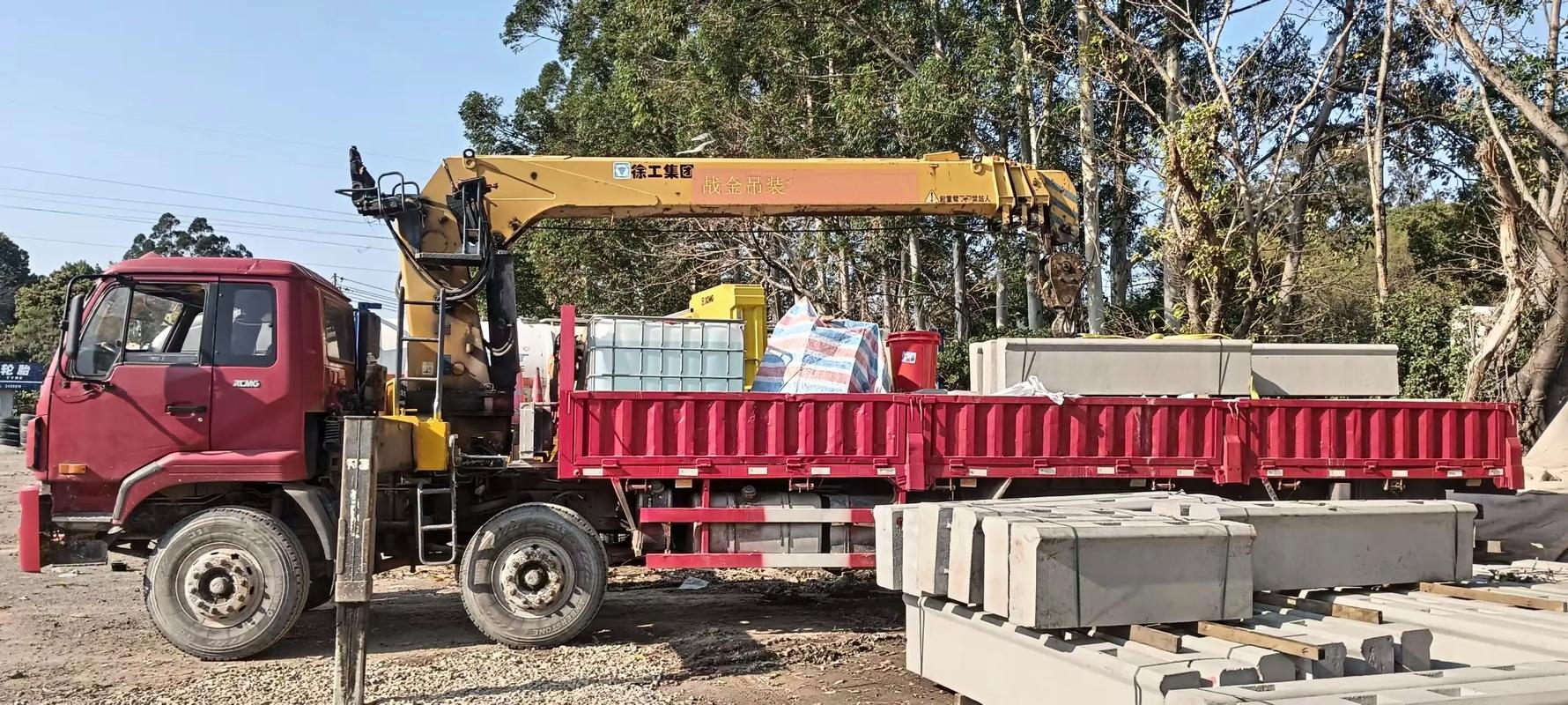 12吨9米6随车吊价格 12吨随车吊多高